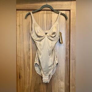 NWT DONNA KARAN Intimates Luxe Collection Shaping Bodysuit 34C DND Nude So Soft!